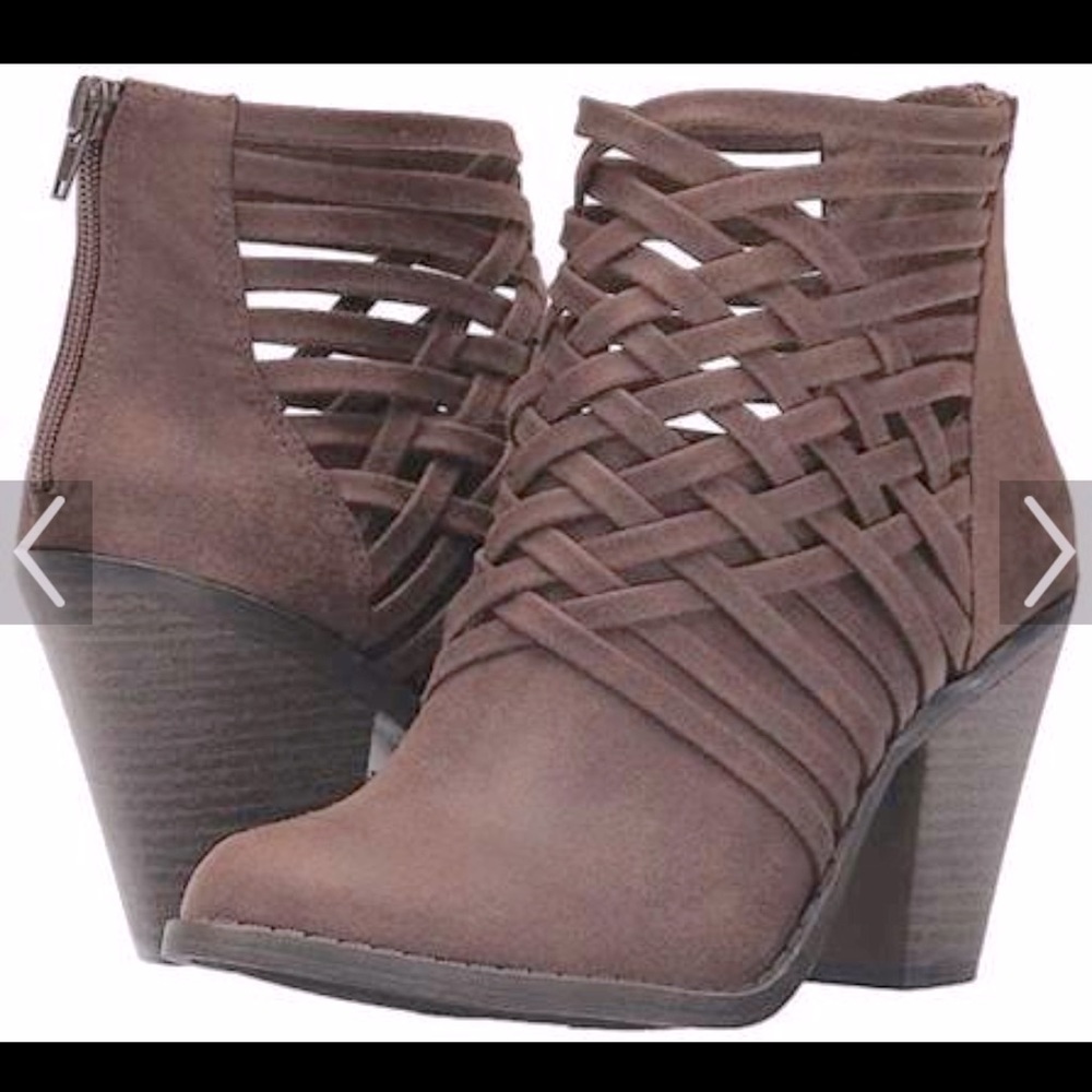 Fergalicious Weaver, Cognac Booties